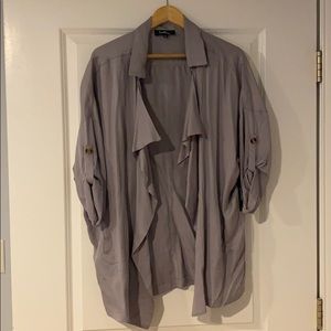 Gray quarter sleeve jacket